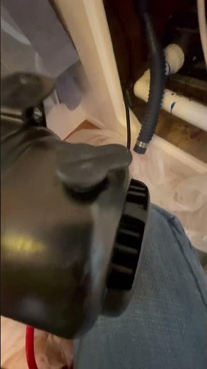 What causes a air switch not to work on a walk in tub air pump ? WATCH to find out !!