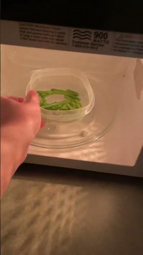Green beans spark (FIRE) in microwave