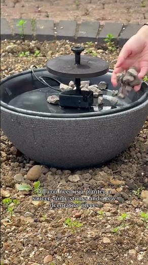 This DIY solar water fountain took less than 10 minutes… and completely changed our garden 💦✨