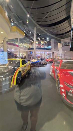 Exploring the NASCAR Simulator Experience