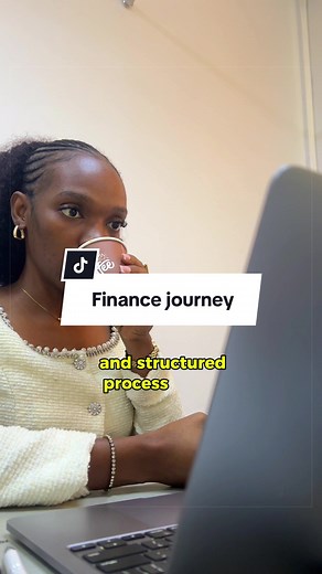 Excel course for finance: earn a certificate and practical tips