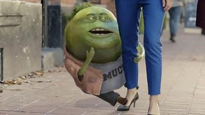 Mucinex 12 hour TV Spot, 'Dragging'