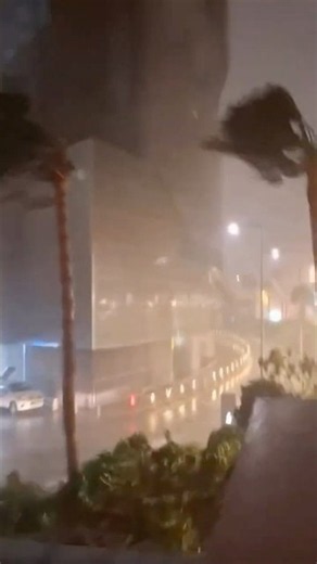 Language: 🇬🇧 🇺🇿 🇹🇷 🇸🇦 4 Seasons in 1 Day in Makkah 🕋🌩️☀️