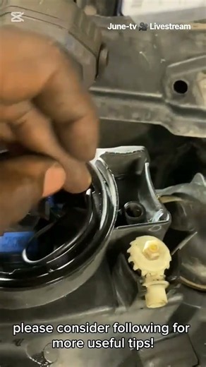 Saturn Vue how to replace headlight bulb