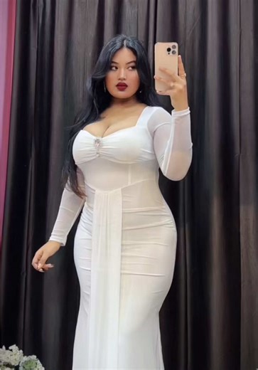 Shop our newly arrived mesh bodycon comes with detachable broach. #ordernow #dmtoorder📩oninstagram #longgownforplussize #massfollowing #creatorsearchinsight