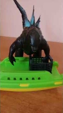 Godzilla stop motion Attack on te boat #godzilla #stopmotion