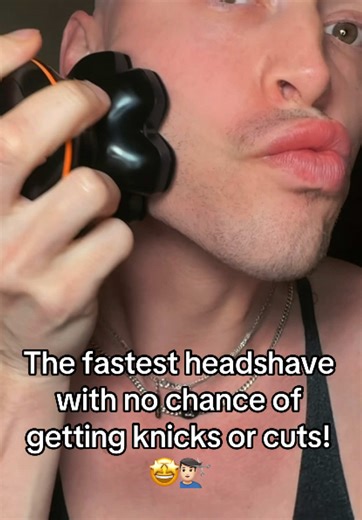 All bald men need this! 😍👏🏼 #baldmen #BaldHeadShave