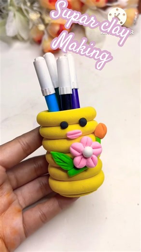 DIY idea 💡 super clay diye pen box 📦 banano✏️✏️#music #diy #trending #toys #youtubeshorts