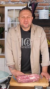 1M views · 12K reactions | Hejka ! Majówka to doskonały czas na spotkania z rodziną i przyjaciółmi, a co lepsze, można to zrobić przy grillu! Grillowanie to jedna z ulubionych form spędzania czasu na świeżym powietrzu, a w majówkę pogoda zazwyczaj sprzyja takim aktywnościom. Wszystkie niezbędne produkty do grilla i wysokiej jakości składniki dostaniecie w sklepach Stokrotka #szaszłyki #food #grill #przepis #współpraca | Tomasz Strzelczyk Oddaszfartucha YouTube | Facebook