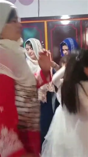 Afghan Home Wedding Dance #afghandance #afghanweddingdance #afghanhomedance #dance