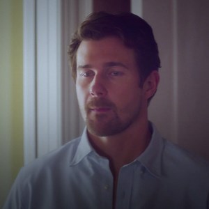 His 🤵🏻 secret might just cost her 👩🏼 everything! 😫 💍 💯 Tune in TONIGHT at 8/7c to catch #UnREALtv's Josh Kelly in the premiere of #MyHusbandsSecretWife 👰🏻 on Lifetime. | UnREAL