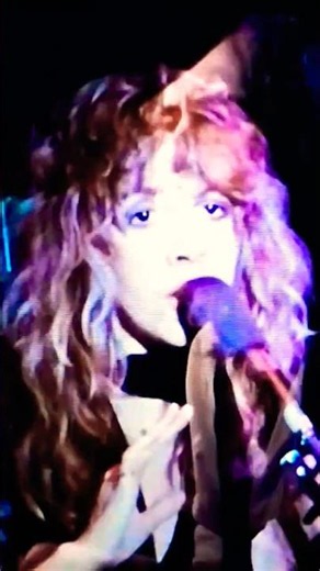 Fleetwood Mac - Sara (1979)