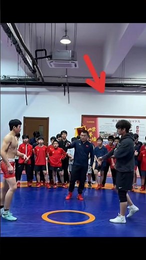 How Pros Train vs Everyone Else #wrestling #training #shorts