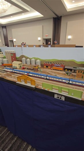 Amtrak NextGen Acela on the HO Scale Potomac Module Crew layout. #modeltrains #trains #railfan