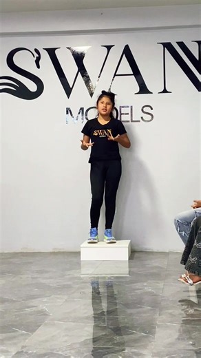 Oratoria en @Swanmodels