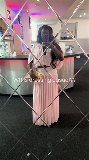 #weddingguestmakeuplook #weddinguestdress #weddingguestoutfits #girlyoutfits #midsizefashioninspo