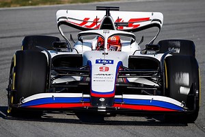 La vraie Haas VF-22 a pris la piste à Barcelone