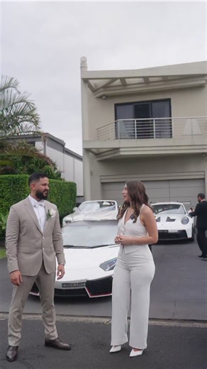 Here at Daniel’s wedding with RH 💍🚘 Catching up with the groom himself — a few questions, a lot of smiles, and pure wedding vibes. - - - #RHWeddingCars #SydneyWeddings #LuxuryOnWheels #DreamRide #WeddingVibes #RHExperience | RH Wedding Cars