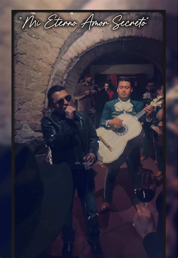 “Mi Eterno Amor Secreto” 😮‍💨… que voz del rey ❤️🥰😍✨ @Christian Nodal @Angela Aguilar :) #nodal #angelaaguilar #viral #regionalmexicano #nodangela ➡️ Disclaimer: I do not own the rights of this content. All rights belong to their respective owners. No copyright infringement intended. This is just a fanpage.