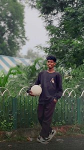 329K views · 14K reactions | Crazy Football Freestyle ❤️ #football #cr7 #footballseason #footballplayer #freestyle #cristiano #soccer | Simal Footbaler | Facebook