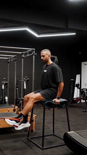 Banded Stead Leg Curl