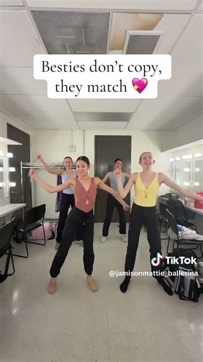 besties don't copy they macth 💗🩰✨ #ballet #dance #victoriacarrillo #ballerina #Ilovevictoriacarrillo