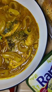 @thando.lwethu_x Ramanized her instant pickled fish recipe and served it with a freshly baked loaf 🍞🐟 The star of the show? Rama with Olive Oil - bringing bold flavour to every bite! #RamaWithOliveOil #AddRama #Ramalicious | Rama South Africa