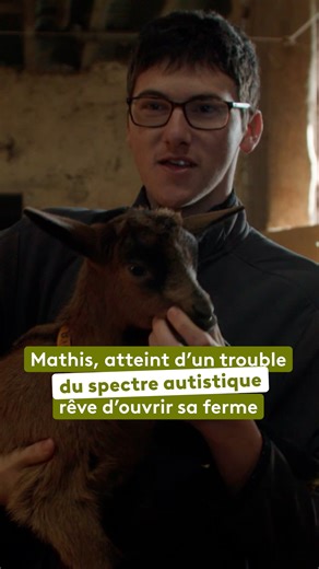 "Les animaux sont bien avec moi." Étudiant en CAP agricole, Mathis est atteint d’un trouble du spectre autistique. Après deux années d’études au CAF de La Réole en Gironde, le jeune homme ne rêve que d’une chose : ouvrir sa chevrerie, faire des fromages et ainsi vivre de sa passion. Suivez le parcours de jeunes femmes et hommes qui ont choisi le métier d’agriculteur dans le documentaire La France en vrai « Jeunes pousses, 5 ans après », disponible sur notre plateforme france.tv 👉 bit.ly/LFEV-Je