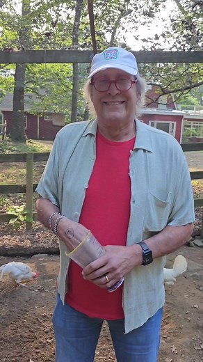 Funny Farm FR: Hilarious Moments with Roosters