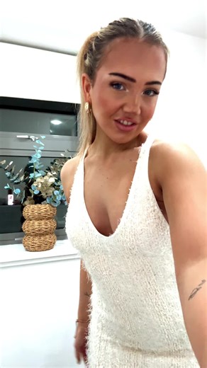 erin🍒🕺🏼 (@erinjessica777)’s videos with original sound - viewslyrics