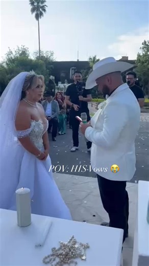 His vows =😭 @iovany_meslab I love you so much I’m crying all over again !! PS. I do wanna say , I love my dad , he’s always right 🤣 but he’s the most caring man , he’s tough but he’s a teddy bear inside #vows #wedding #love | Oyuki Pando Galindo