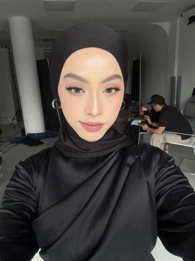 Majestic Makeup Techniques for Stunning Looks