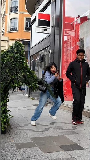 Bushman Funny Prank | Bushman Prank #bushman #bushmanprank #prank #hilariousfails #funny #scareprank