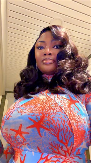 pretty hipsy (@pretty_hipsy)’s videos with original sound - Karen