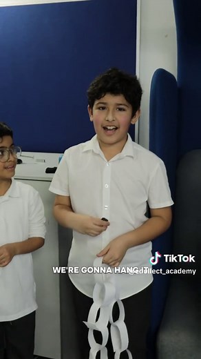 Students Achieve World Record with Creative Paper Chain Project