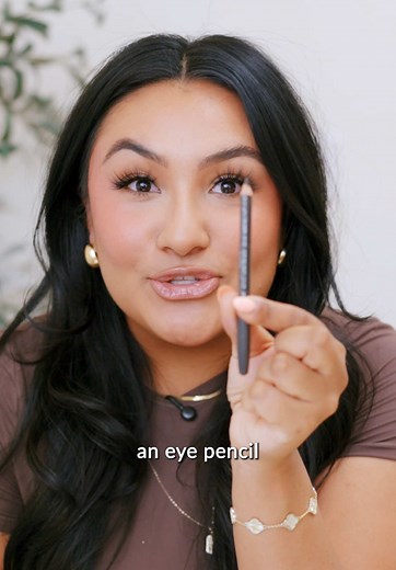 Tight Lining Tutorial: Enhance Your Eye Makeup Easily