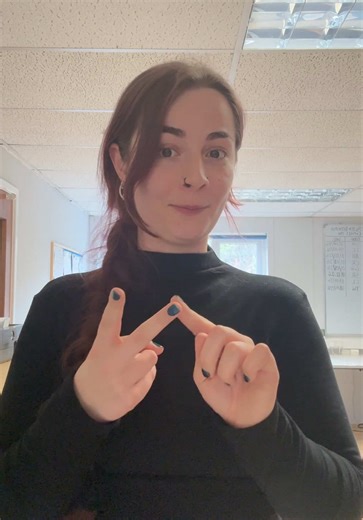 Sign Language Week 2026 Fingerspelling challenge! 🤟 Can you guess this finger-spelled word? Your clue? It’s linked to this year’s theme from the British Deaf Association: 'United in Sign' Drop your guess in the comments ⬇️ No cheating… watch closely 👐 #SignLanguageWeek #BSLChallenge #BritishSignLanguage #DeafCommunity