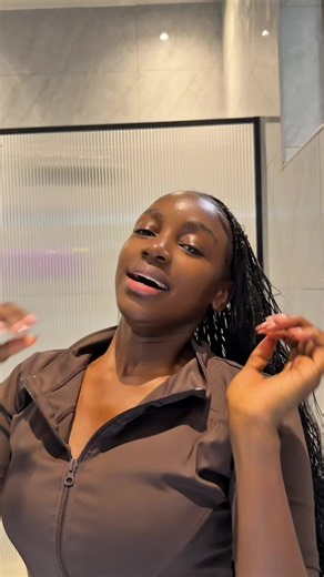 Makeup Tutorial for Beginners: All Products from MBCosmetics Amsterdam