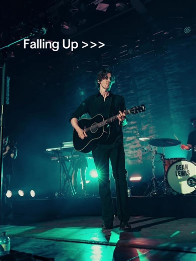 Love this song🫶🏻 @Dean Lewis @Dean Up Close #deanlewis #deanlewismusic