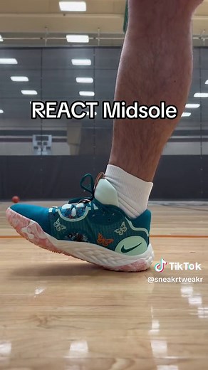 Nike PG 6 “Valentine’s Day” On Feet & In Hand Looks - Short Review