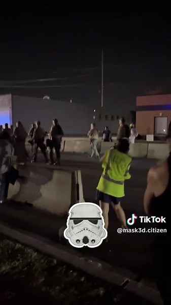 “So this is how liberty dies. With thunderous applause” #fyp #4u #starwars #democracy