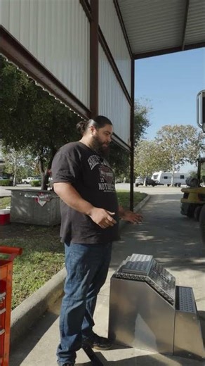 Mechanic Spotlight: Chrome Toolbox Install