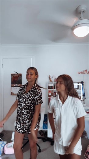 Willow grace (@willow_dance12)’s videos with original sound - BRILL 🌟