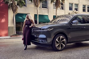 Serena Williams Stars in New Lincoln Navigator Campaign, She Drops the Mic