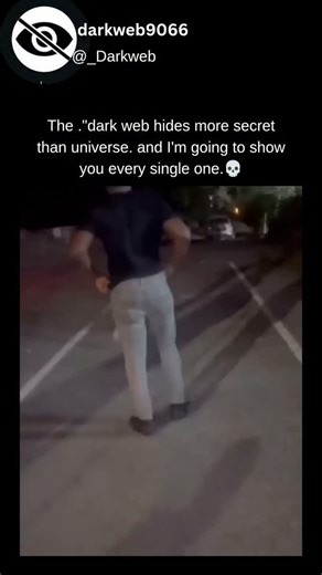 Darkweb on Instagram: "just @__darkweb9066 日本利用压电瓷砖将脚步转化为电能。这些瓷 砖捕捉来自你脚步的动能。当你行走时，你的重量和动作会对瓷砖产生压力。 瓷砖会轻微弯曲，从而产生机械应力。瓷砖内部的压电材料将这种应力转化内电能。每一步都会产生少量电荷，而数百万步结合在一起就能产生足够的电力来驱动LED灯、数字显示屏和传感器。在像涩谷车站这样繁忙的地方，每天大约有240万个脚步这一系统作出贡献。这些电能可以被储存或立即使用，从而减少对传统电力来源的依赖，并支持可持续的城市基础设施。这种方法将日常运动转化为实用的可再生能源 ＃日本#知识#事实 ＃你知道吗#推荐 #科技 #创新 历史 技术实验热门"