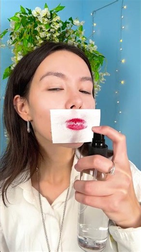 SECRET LIP MAKEUP TRICK! 💄✨ Perfect Lips in Seconds! by 123GO!GOLD