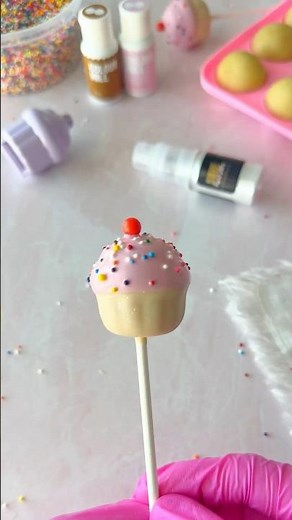 Easy Cupcake Cake Pop Tutorial