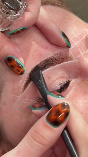 Class is in session 👩‍🏫 ☝️ Brow Code Stain