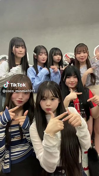 歳近い子増えて嬉しいノ！！！💟💟あとみんな背が高い！！！めるぷち新メンweek毎日見てね💪🏻#09 #fjk #めるぷち #jkブランド #jk @ゆうな（16） @ゆうひ(15) @えみる @にこ(14) @はるめっこ🍓🐰(15) @ひより🦕&まみー❤️