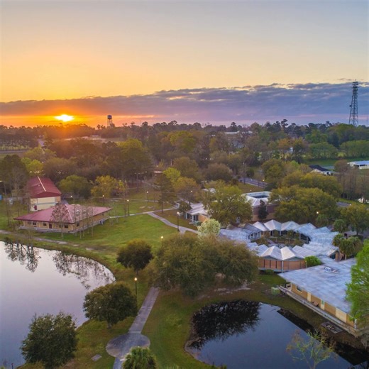 NFC enjoyed hosting New Testament Christian School students for a Mini-Preview of the NFC Madison Campus! Mini-Previews give high school students the opportunity to tour the campus with their peers and explore programs hands-on. 👮‍♂️Public Safety Academy 🚒Career and Workforce Education Programs 🏋️Colin P. Kelly Fitness and Wellness Center 🧪Morris G. Steen Jr. Science Building 👔Career & Transfer Center 🎨Fine Arts Building 📚Marshall Hamilton Library. 🥪NFC Student Center and Sentinel Café. 
